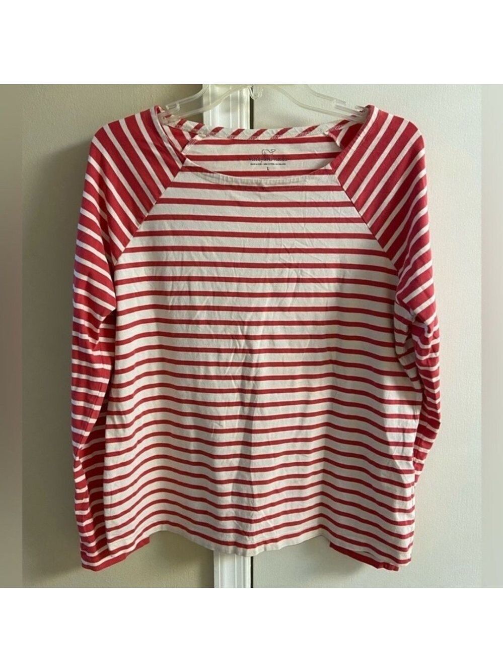 Vineyard Vines Red and White Striped Shirt Large